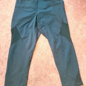 Old navy green capris